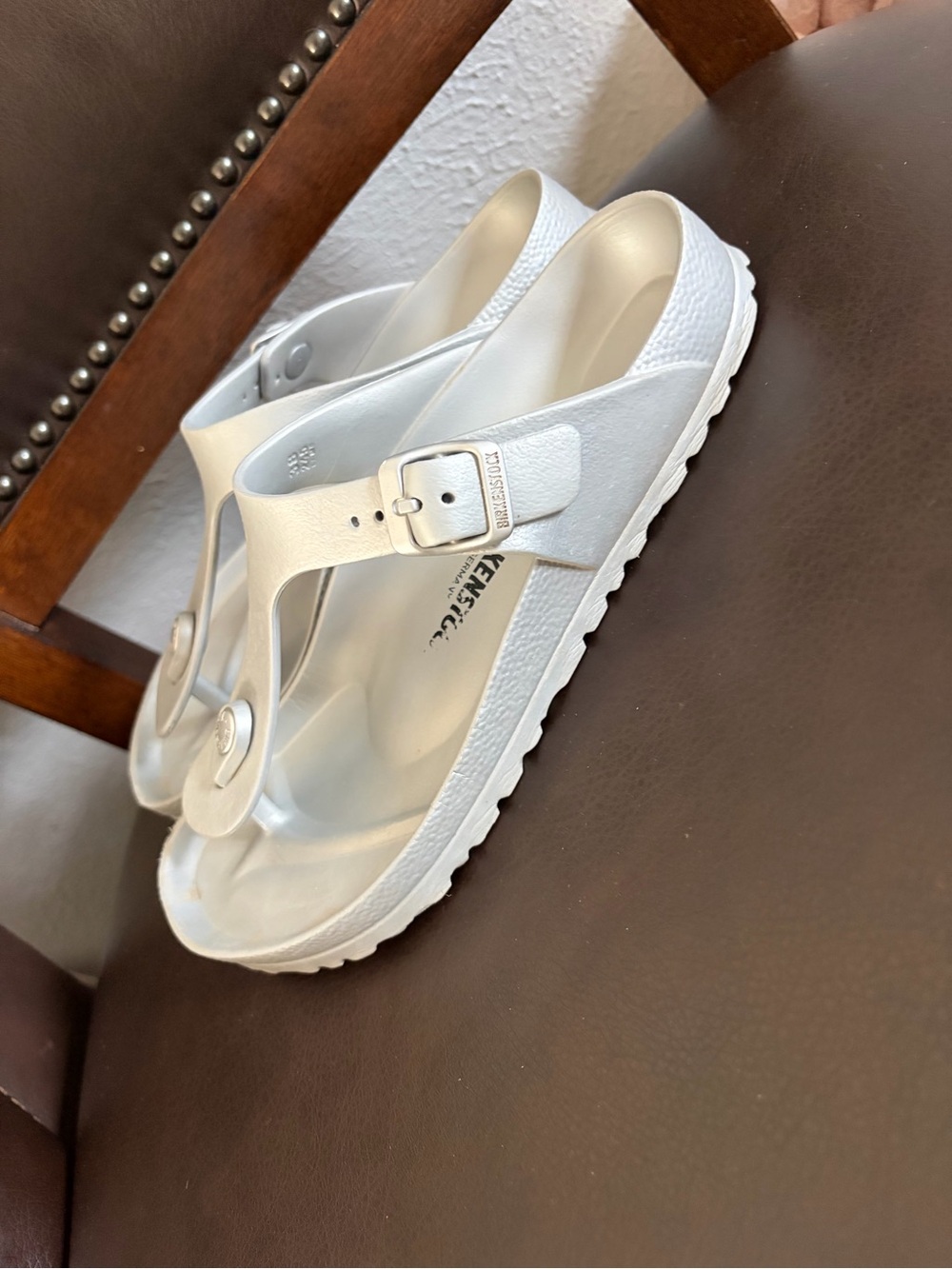 Birkenstock White Women's Gizeh Thong Sandals with Buckle